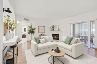 Photo #4: 2706528 Listing 