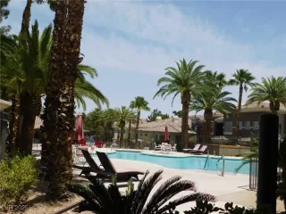Photo #4: 2706568 Listing 