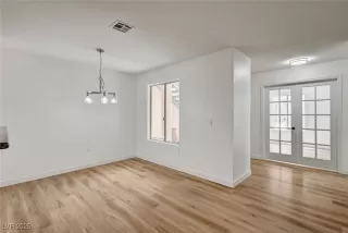 Photo #1: 2706569 Listing 