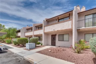 Photo #2: 2706620 Listing 