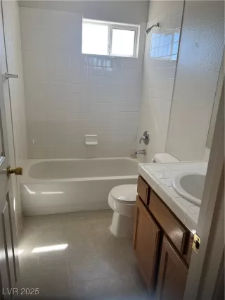 Photo #4: 2706631 Listing 