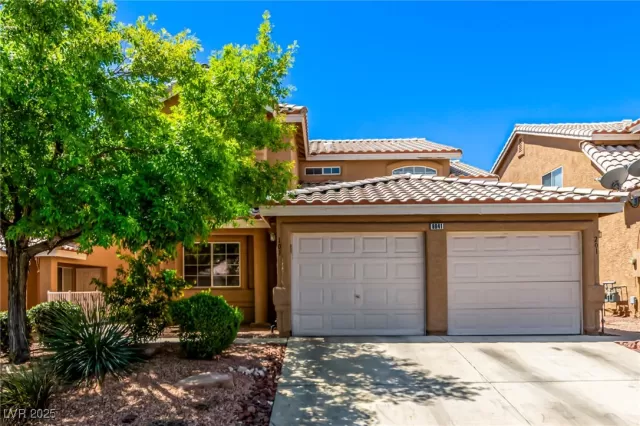 MLS: 2706653 Condo For Sale