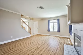 Photo #6: 2706660 Listing