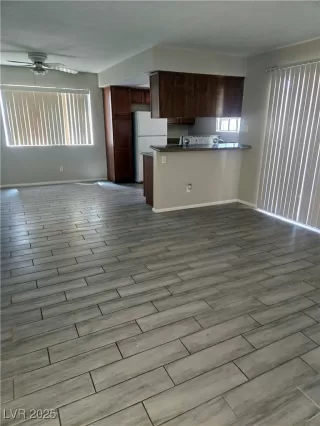 Photo #1: 2706664 Listing 