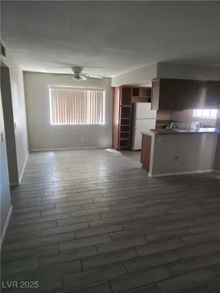 Photo #5: 2706664 Listing 