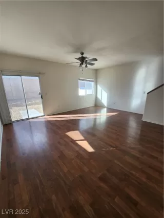 Photo #2: 2706671 Listing 