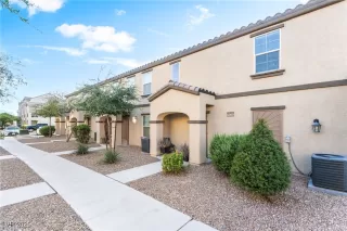 Photo #3: 2706679 Listing 