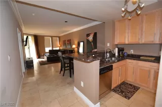 Photo #6: 2706687 Listing 