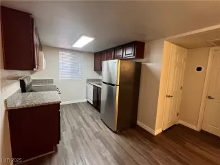 Photo #4: 2706693 Listing