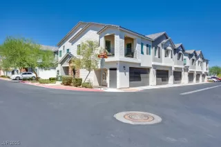 Photo #3: 2706716 Listing 