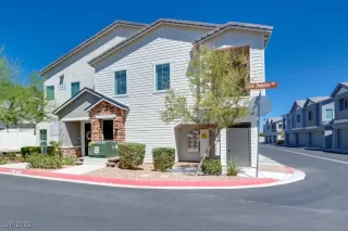 Photo #5: 2706716 Listing 