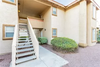 Photo #2: 2706718 Listing