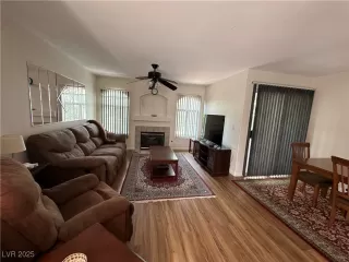 Photo #2: 2706739 Listing 