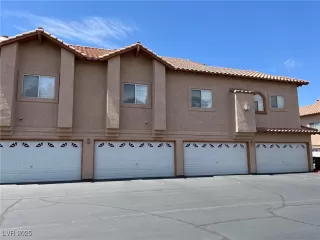 Photo #4: 2706779 Listing 