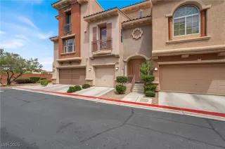 Photo #1: 2706803 Listing 