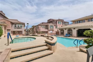 Photo #2: 2706803 Listing 