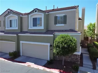 Photo #2: 2706810 Listing 