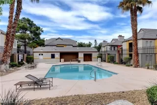 Photo #2: 2706813 Listing 