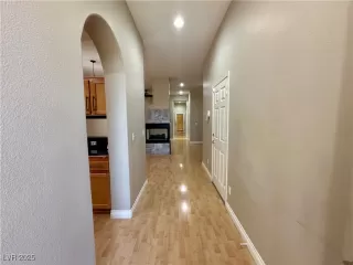 Photo #1: 2706923 Listing 