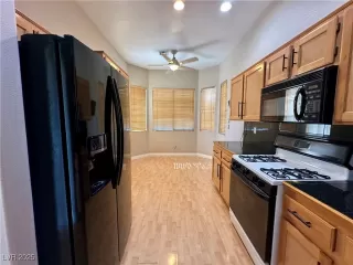 Photo #3: 2706923 Listing 