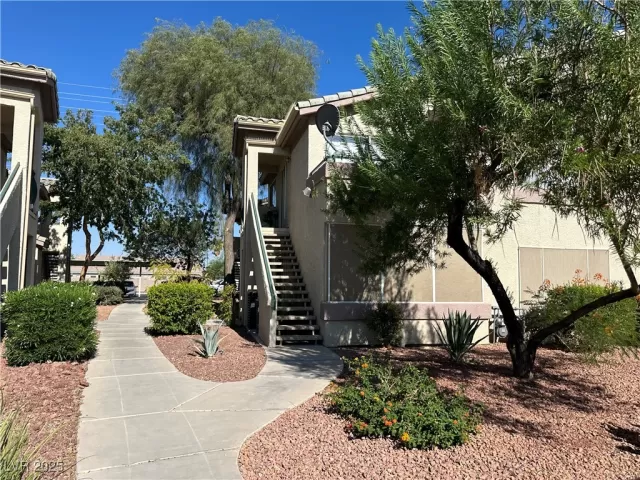 MLS: 2706963 Condo For Sale