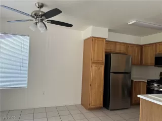 Photo #2: 2706963 Listing