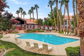 Photo #4: 2706999 Listing 