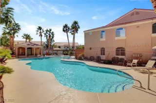 Photo #6: 2706999 Listing 