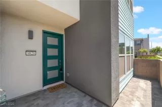 Photo #1: 2707022 Listing 