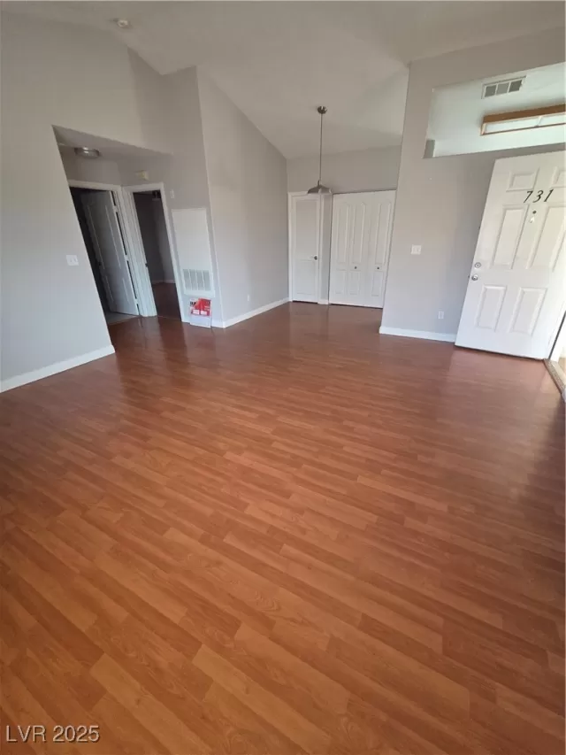 MLS: 2707033 Condo For Sale