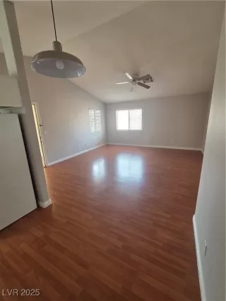 Photo #3: 2707033 Listing 