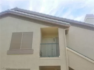 Photo #2: 2707049 Listing