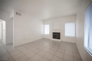 Photo #2: 2707051 Listing 