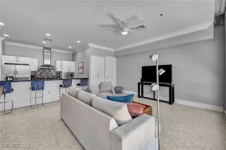 Photo #3: 2707126 Listing 