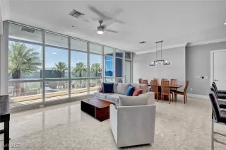 Photo #5: 2707126 Listing 