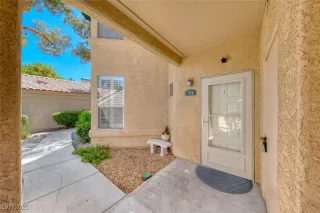 Photo #2: 2707134 Listing