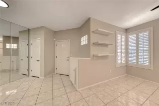 Photo #3: 2707134 Listing