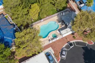 Photo #5: 2707146 Listing 