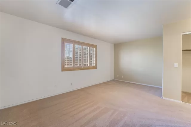 MLS: 2707199 Condo For Sale