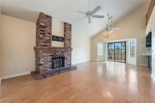 Photo #2: 2707211 Listing 