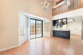 Photo #6: 2707211 Listing 