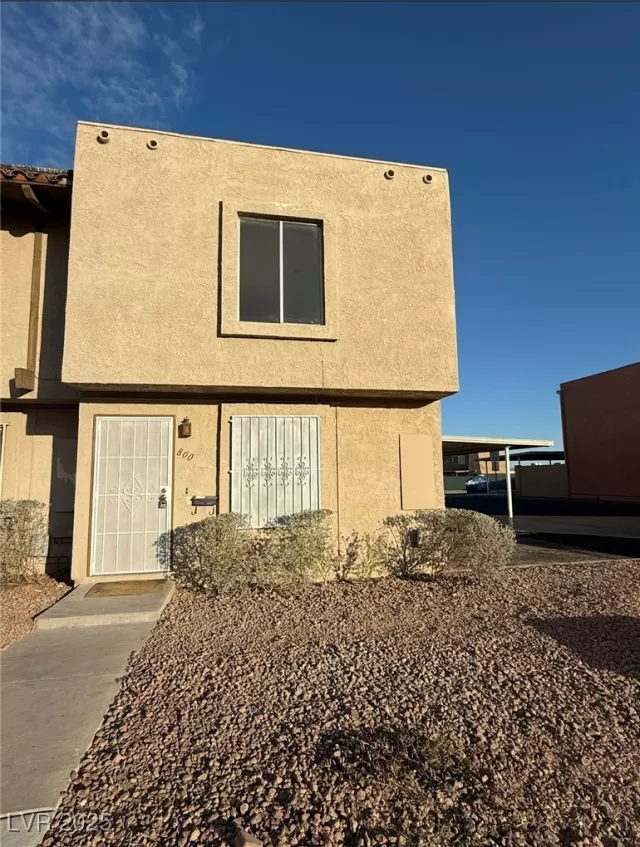 MLS: 2707226 Condo For Sale