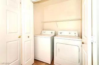 Photo #4: 2707238 Listing