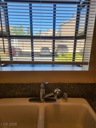 Photo #4: 2707241 Listing 