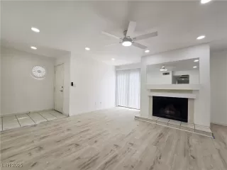 Photo #2: 2707256 Listing 