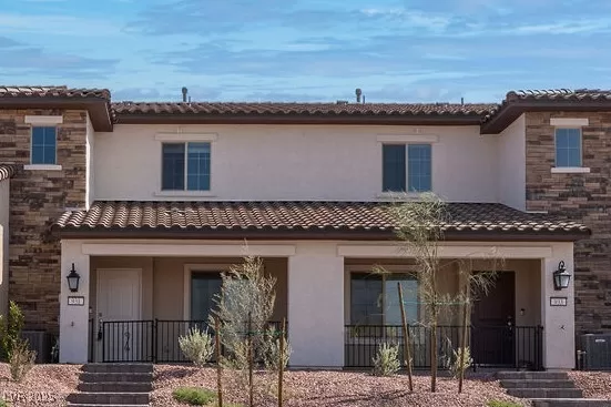 MLS: 2707257 Condo For Sale