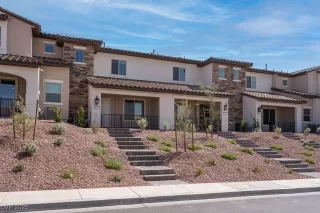 Photo #1: 2707257 Listing 