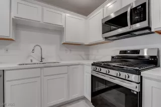 Photo #3: 2707257 Listing 