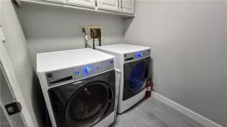 Photo #3: 2707261 Listing 