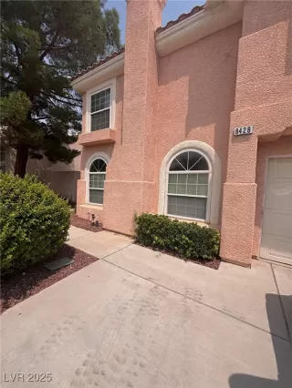 Photo #1: 2707269 Listing 